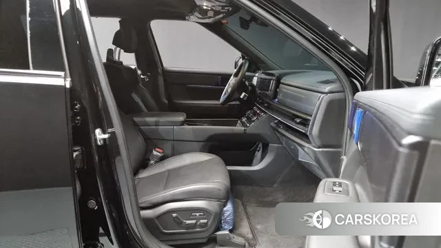 Hyundai Santa Fe (MX5) 2024 Черный из Кореи, фото 2