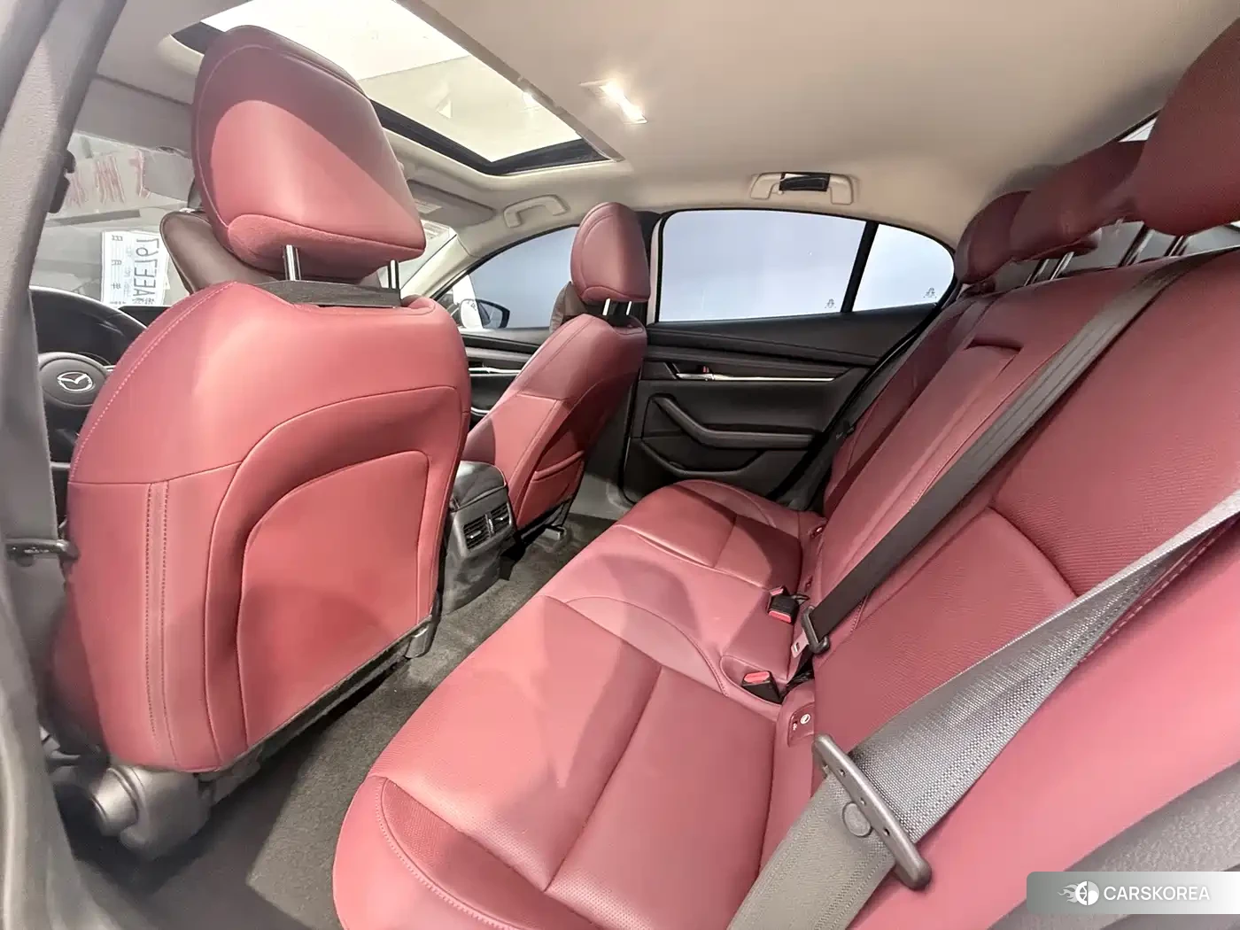 Mazda 3 2023 Белый из Китая, фото 2