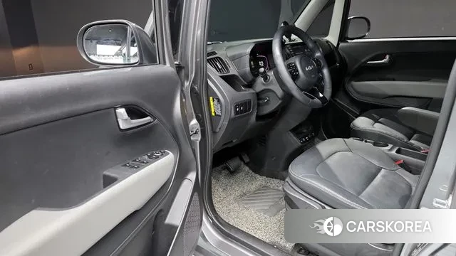 Kia The New Kia Ray 2023 Серебристо-серый из Кореи, фото 2