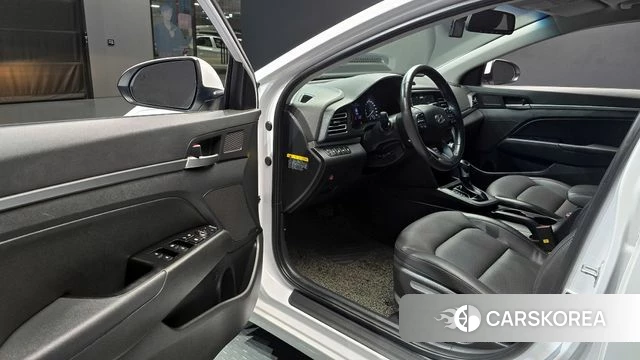 Hyundai The New Avante AD 2019 Белый из Кореи, фото 2