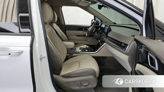 Kia Carnival 4th generation 2022 Белый из Кореи, фото 2