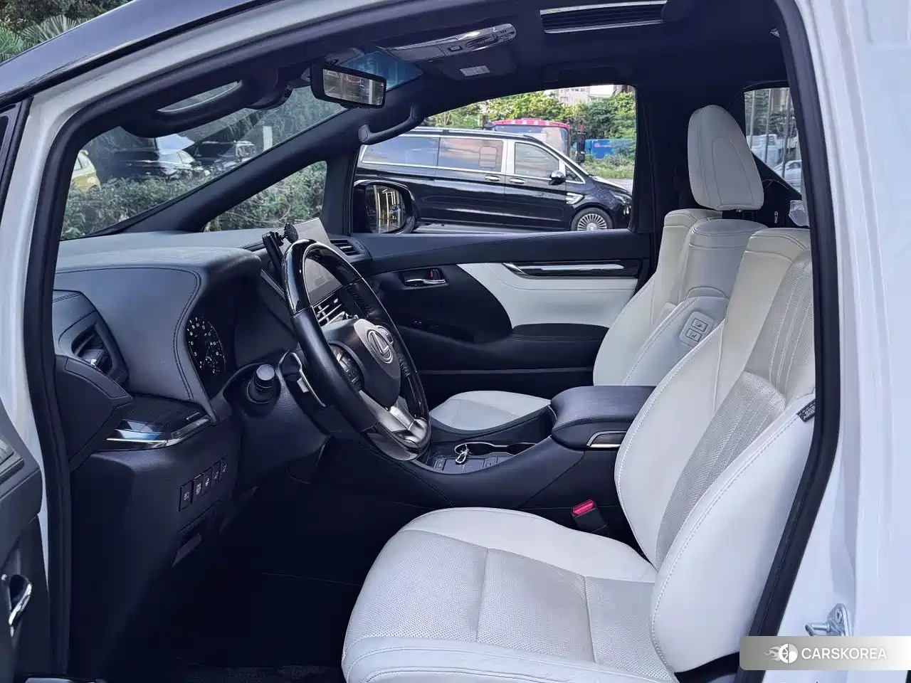 Lexus LM 2022 Черный из Китая, фото 2