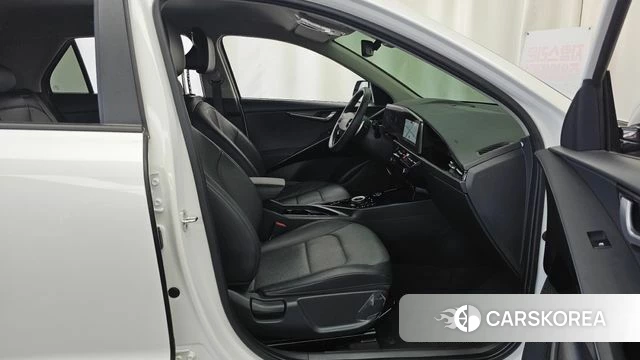 Kia Di Ol Nu Niro 2022 Белый из Кореи, фото 2