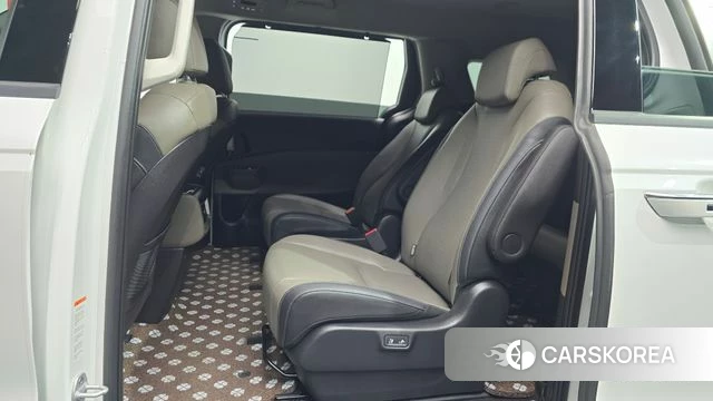 Kia The New Carnival 4th Generation 2023 Белый из Кореи, фото 2