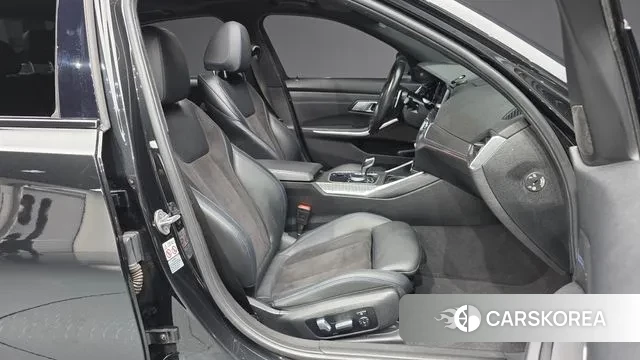 BMW 3 Series (G20) 2021 Черный из Кореи, фото 2