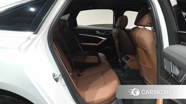 Audi A6 (C8) 2019 Белый из Кореи, фото 2