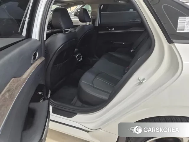 Kia K5 3rd generation 2022 Белый из Кореи, фото 2