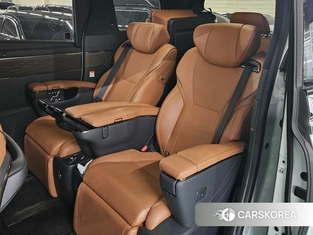 Toyota Alphard 4th Generation 2023 Белый из Кореи, фото 2