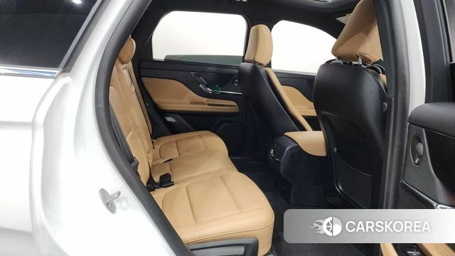 Lincoln Corsair 2022 Белый из Кореи, фото 2