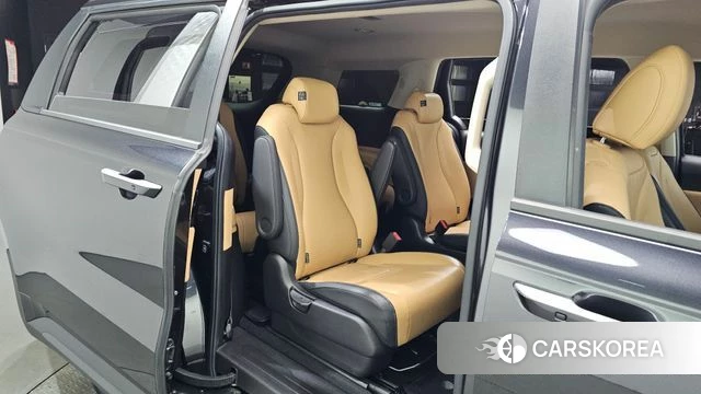 Kia Carnival 4th generation 2021 Серый из Кореи, фото 2