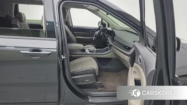 Kia The New Carnival 4th Generation 2024 Серый из Кореи, фото 2