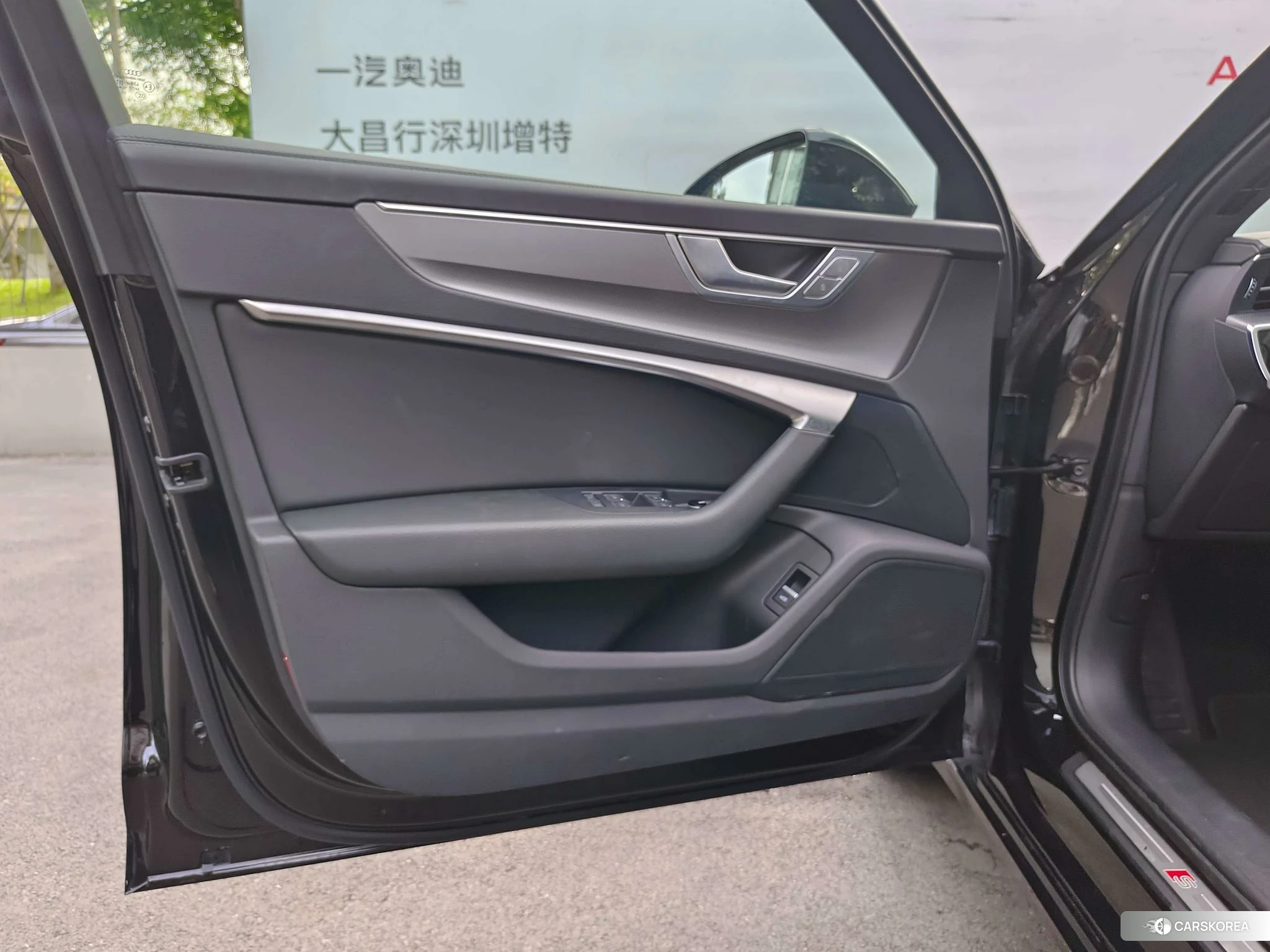 Audi A6L 2024 Черный из Китая, фото 2