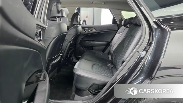 Kia Sportage 5th Generation Hybrid 2022 Черный из Кореи, фото 2