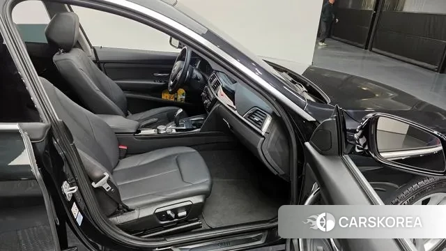 BMW 3 Series GT (F34) 2020 Черный из Кореи, фото 2