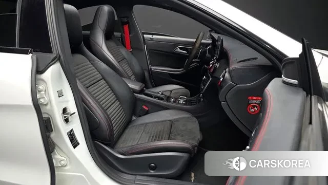 Mercedes-Benz CLA-Class C117 2018 Белый из Кореи, фото 2