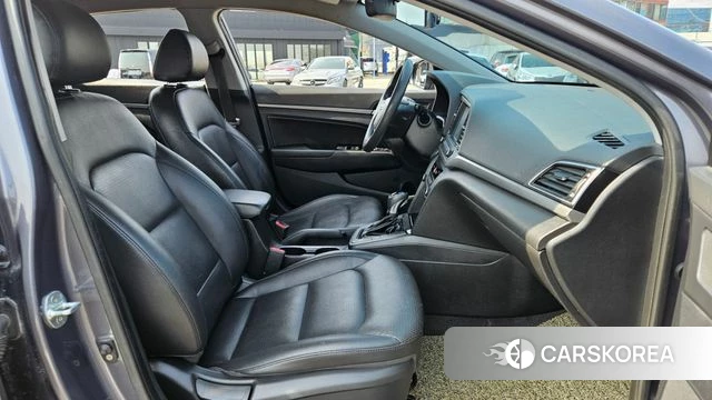 Hyundai Avante AD 2018 Серый из Кореи, фото 2