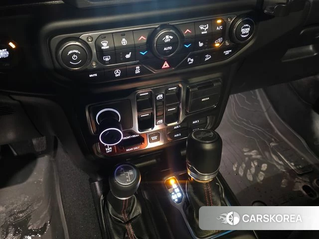 Jeep Wrangler (JL) 2019 Черный из Кореи, фото 2
