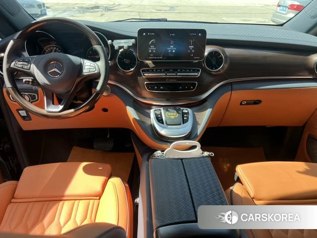 Mercedes-Benz V-class 2024 Черный из Китая, фото 2