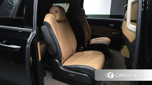 Kia Carnival 4th generation 2022 Черный из Кореи, фото 2
