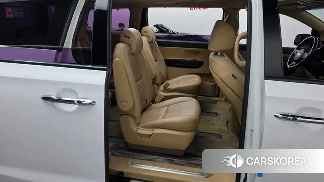 Kia The New Carnival 2018 Белый из Кореи, фото 2