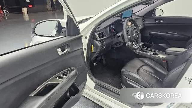 Kia The New K5 2nd generation 2018 Белый из Кореи, фото 2