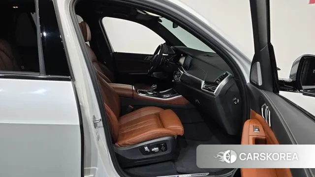 BMW X5 (G05) 2022 Белый из Кореи, фото 2