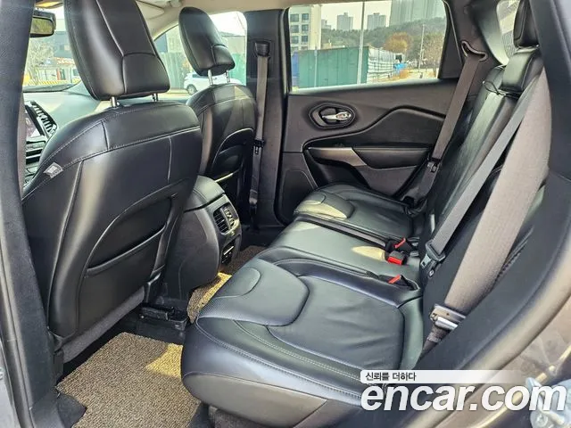 Jeep Cherokee (KL) id 2590006 из Кореи 2