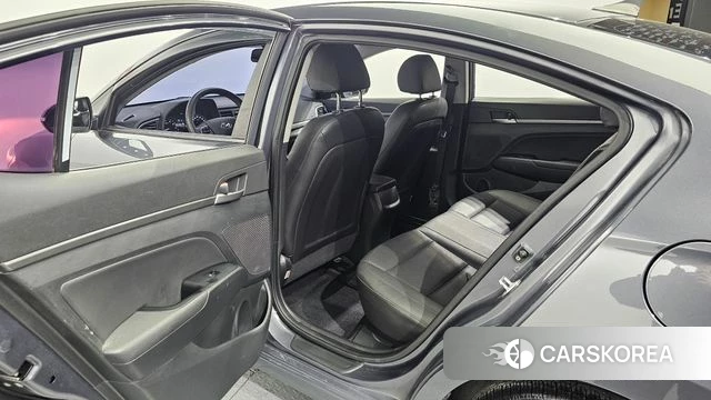 Hyundai Avante AD 2018 Серый из Кореи, фото 2