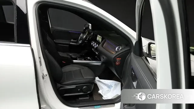 Mercedes-Benz EQA H243 2022 Белый из Кореи, фото 2