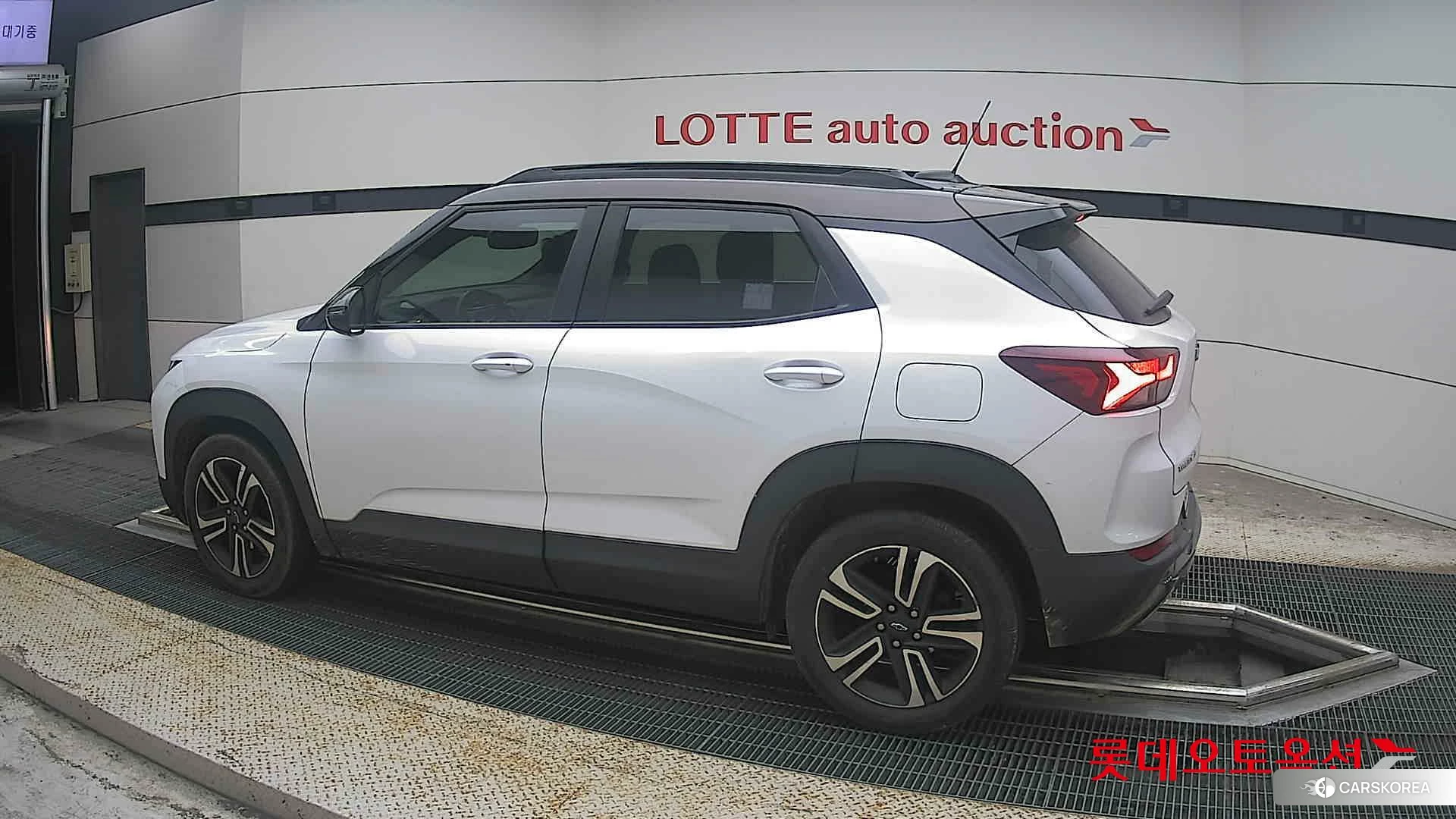 Korea G M TrailBlazer 1.35 Turbo FWD 2022 Белый из Кореи, фото 2
