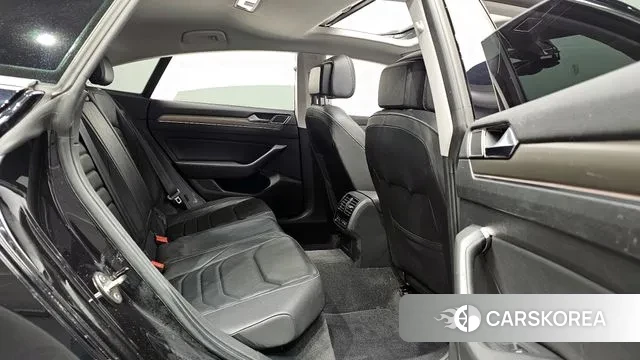 Volkswagen Arteon 2019 Черный из Кореи, фото 2