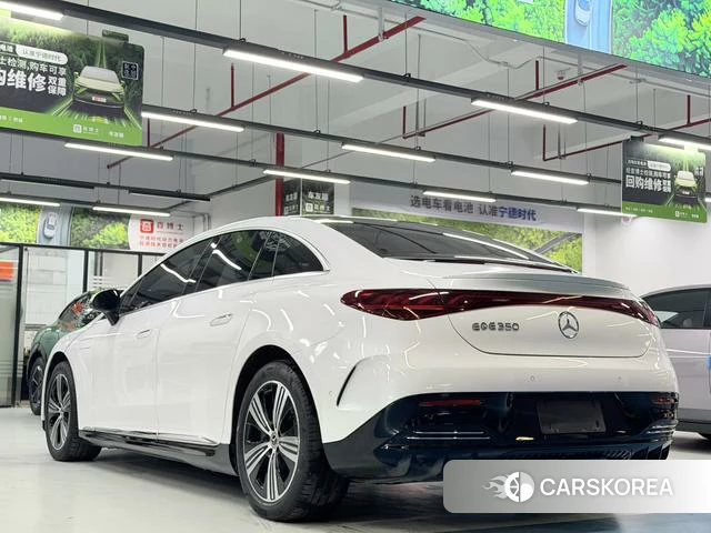 Mercedes-Benz EQE 2023 Белый из Китая, фото 2