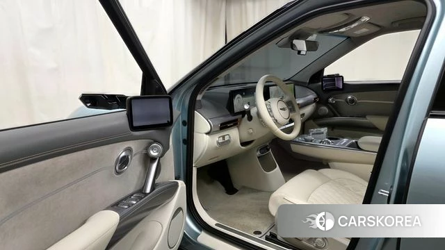 Genesis GV60 2023 Цвет галактики из Кореи, фото 2