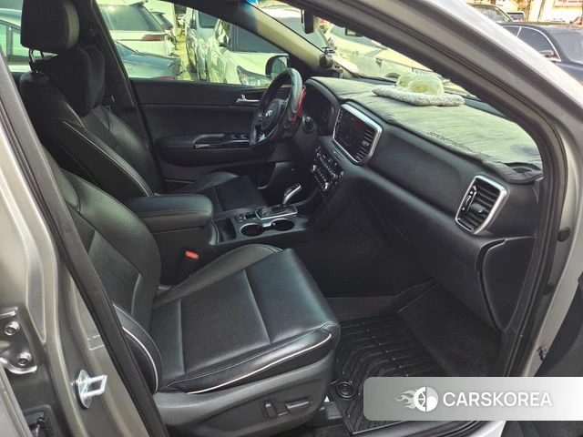 Kia Sportage The Bold 2018 Серебристо-серый из Кореи, фото 2