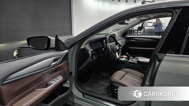 BMW 6 Series GT (G32) 2021 Серый из Кореи, фото 2