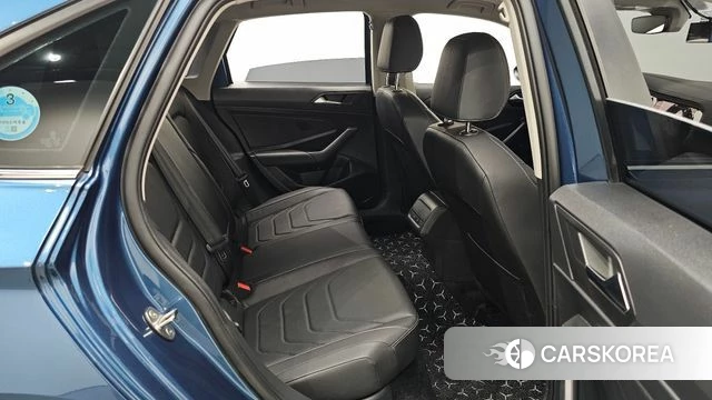 Volkswagen 7th Generation of Jetta 2021 Синий из Кореи, фото 2