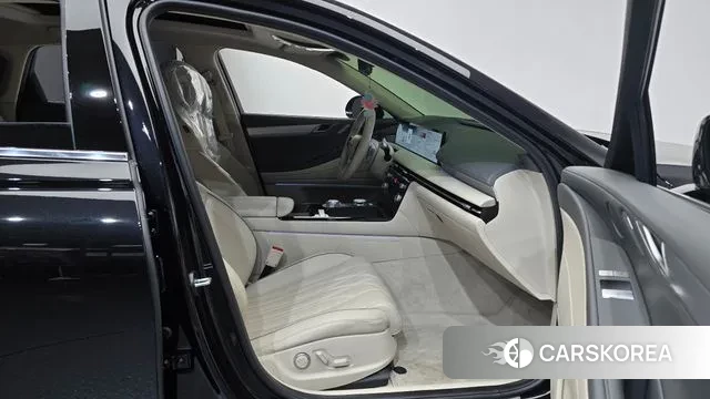 Genesis G80 (RG3) 2024 Черный из Кореи, фото 2