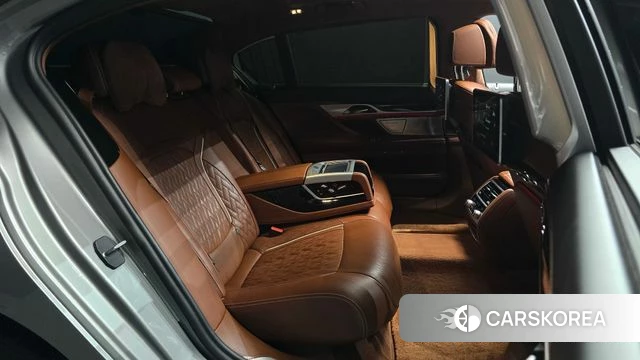 BMW 7 Series (G11) 2020 Серый из Кореи, фото 2