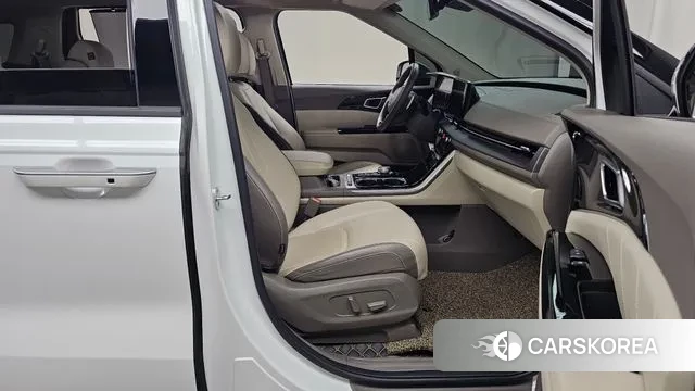 Kia Carnival 4th generation 2021 Белый из Кореи, фото 2