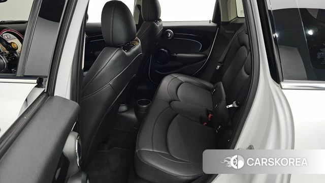 Mini Cooper 2023 Белый из Кореи, фото 2