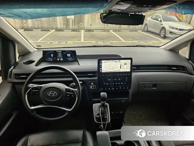 Hyundai Staria 2022 Серебряный двухцветный из Кореи, фото 2