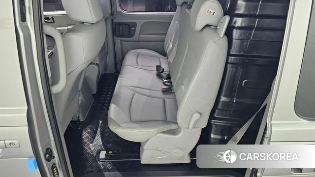 Hyundai The New Grand Starex 2018 Серебряный из Кореи, фото 2