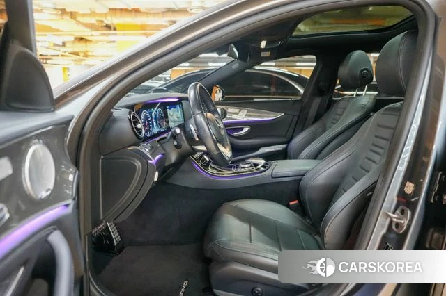 Mercedes-Benz E-Class W213 2020 Серый из Кореи, фото 2