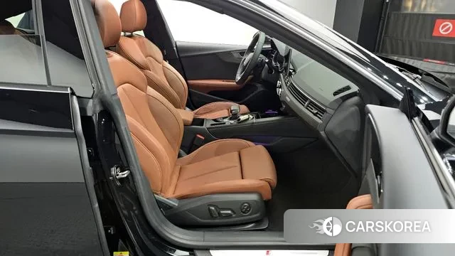 Audi A5 (F5) 2024 Черный из Кореи, фото 2