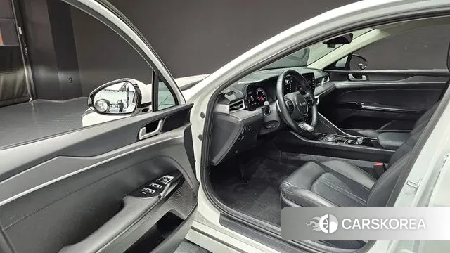 Kia K5 3rd generation 2023 Белый из Кореи, фото 2