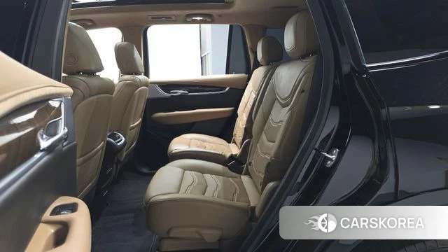 Cadillac XT6 2024 Черный из Кореи, фото 2