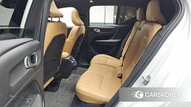 Volvo XC40 2020 Белый из Кореи, фото 2