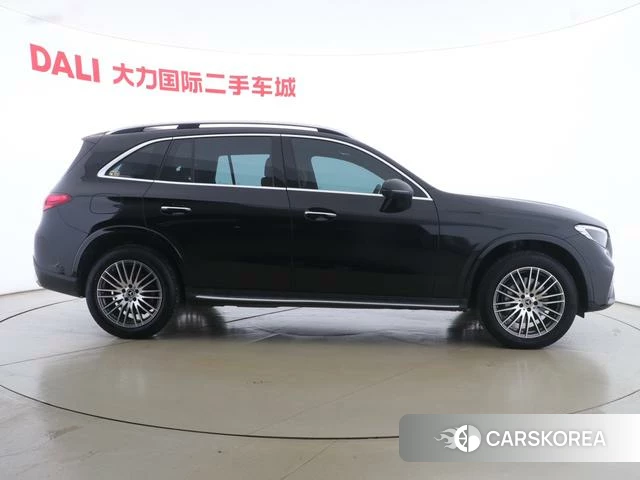 Mercedes-Benz GLC 2023 Черный из Китая, фото 2