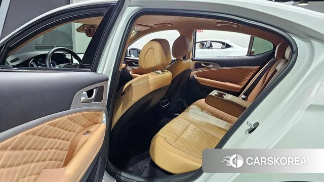 Genesis The New G70 2021 Белый из Кореи, фото 2