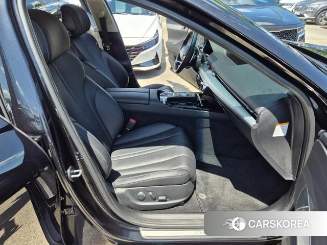 Genesis Electrified G80 (RG3) 2022 Черный из Кореи, фото 2